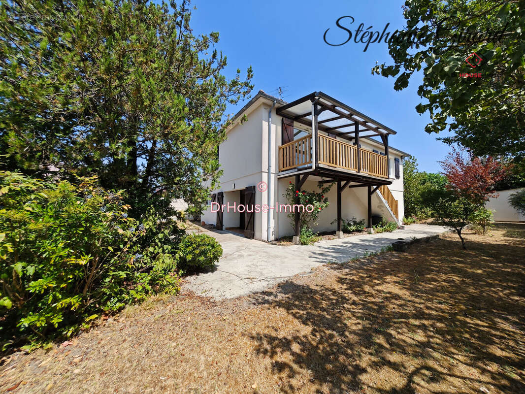 Maison 149 m² à Saran  - photo 2