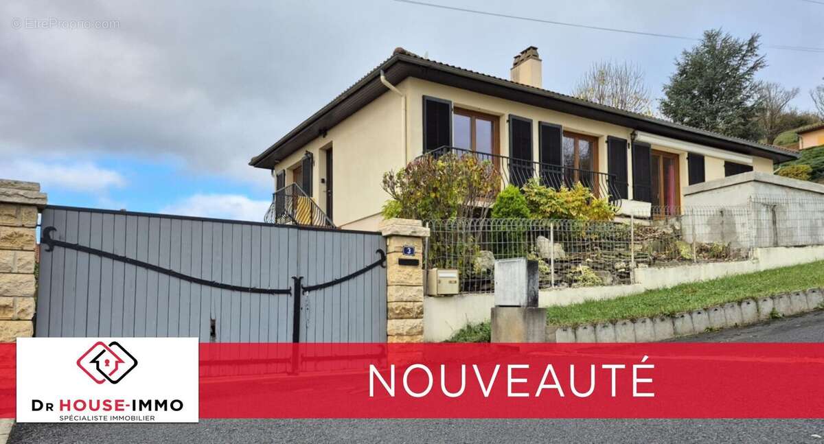 Maison à LE BREUIL-SUR-COUZE