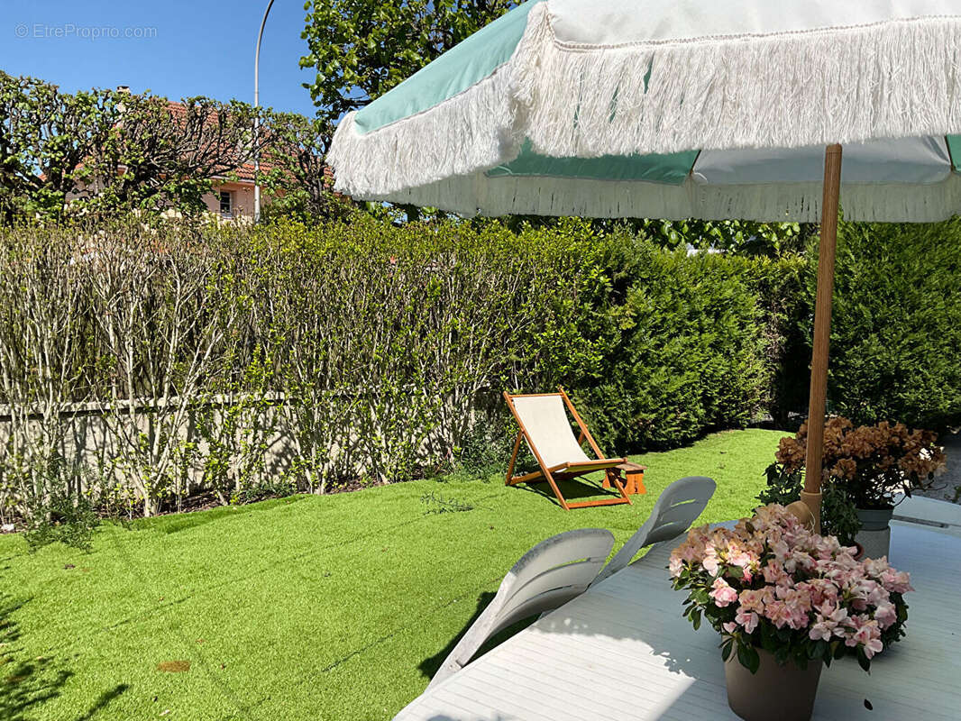 Maison à LE BLANC-MESNIL