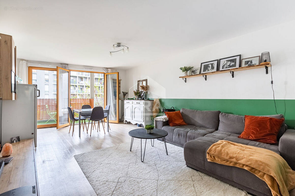 Appartement à IVRY-SUR-SEINE