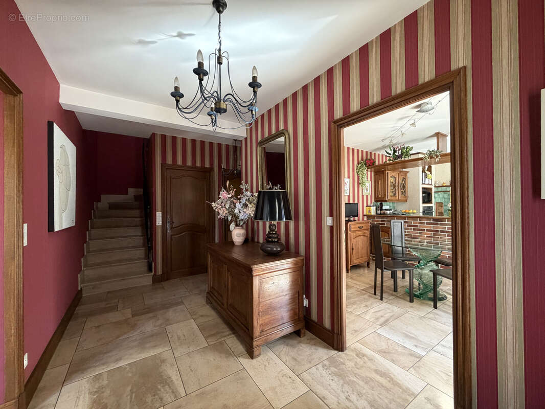 Maison à COURTENOT