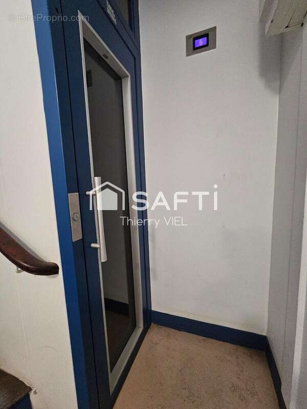Photo 5 - Appartement à PARIS-18E