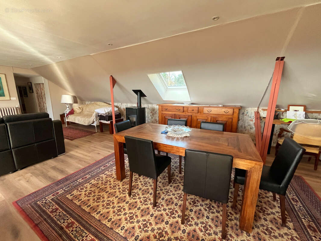 Maison à VIOLAY