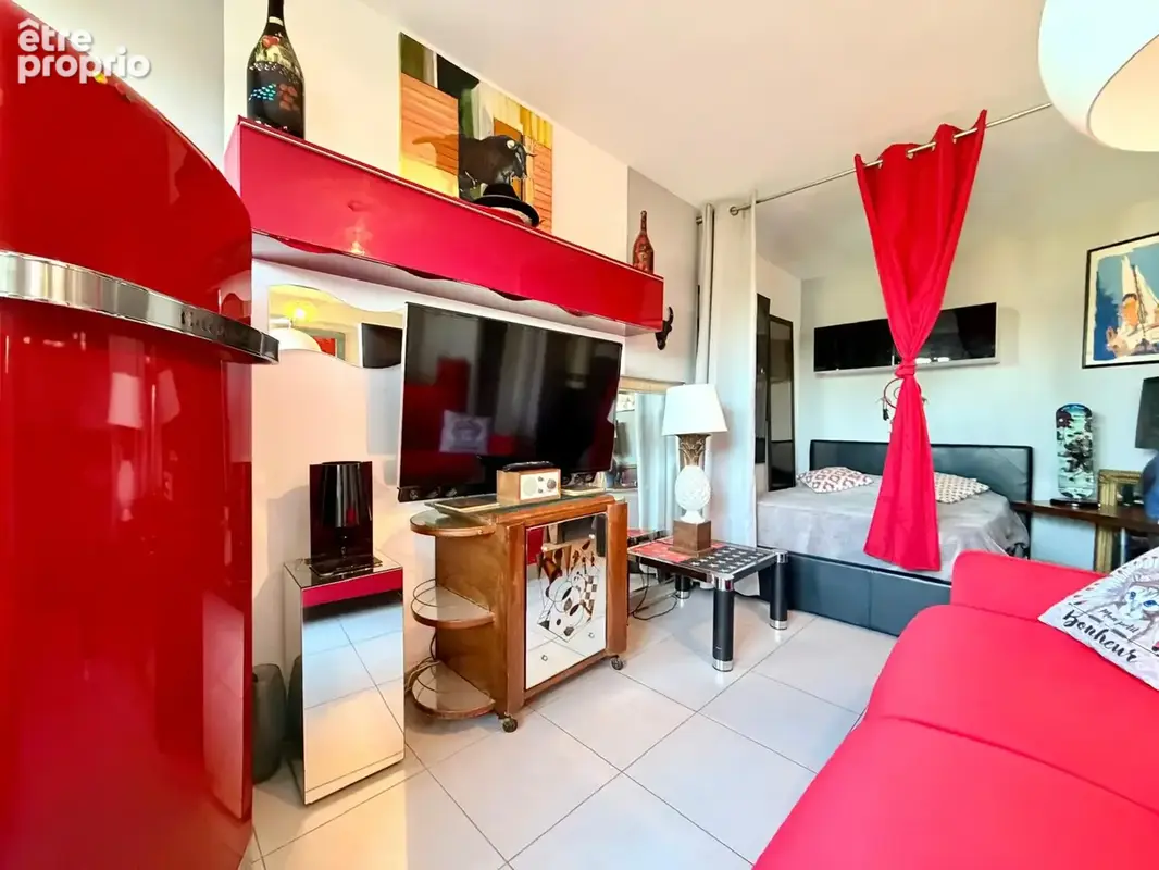 Grand studio de 31.00m2 en RDC avec vue mer latérale - LE GRAU DU ROI - photo 5