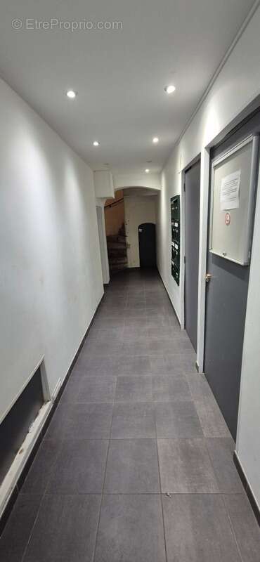 Immeuble de Rapport à vendre en Centre Ville de SAINT AMBROIX (GARD 30) - photo 4