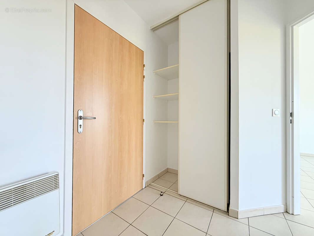 Appartement 2 pieces avec balcon et parking - photo 9