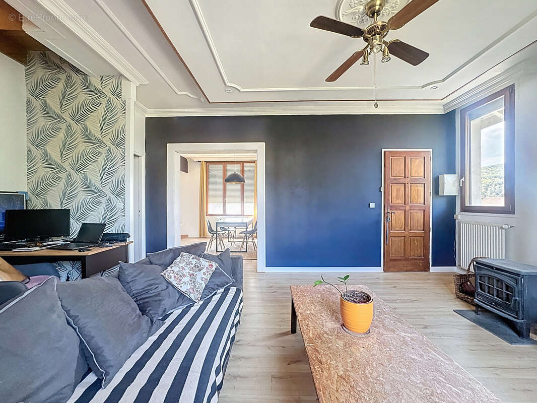 Appartement à AIX-LES-BAINS