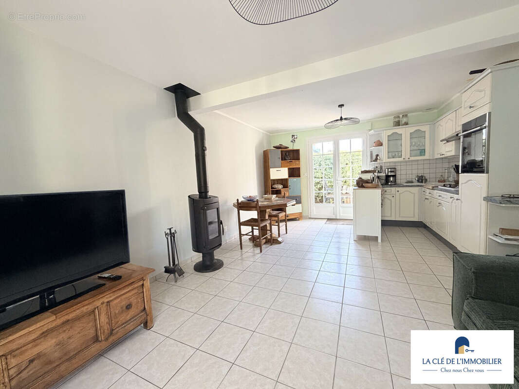 Maison 96 m² à Quimper  - photo 3