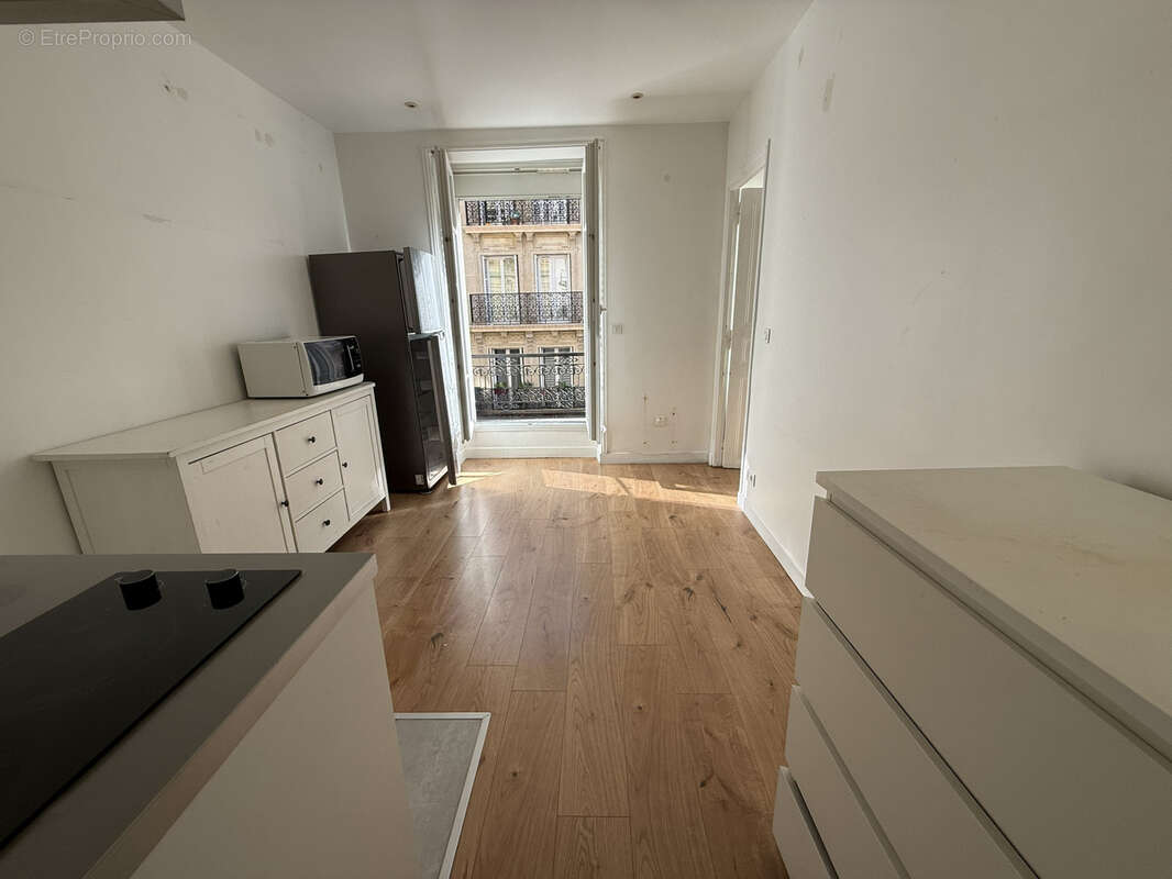 Appartement à PARIS-11E