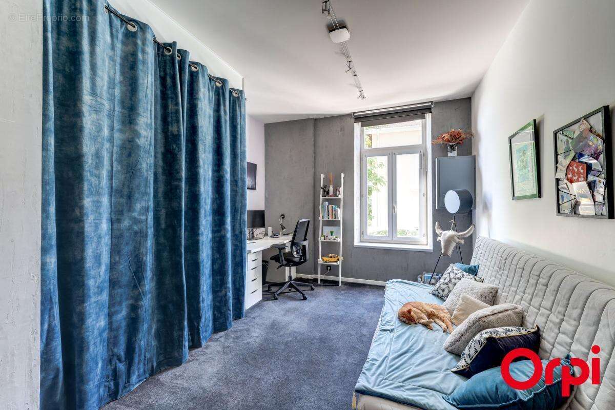 Appartement à CALUIRE-ET-CUIRE