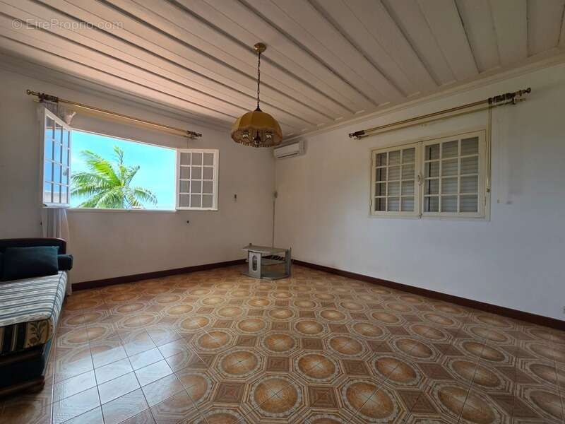 Maison à SAINT-DENIS