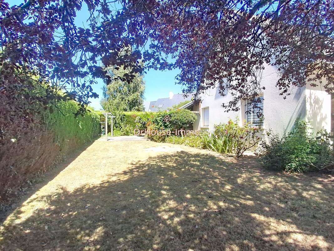 Maison 150 m² à Le Val-Saint-Pere  - photo 21
