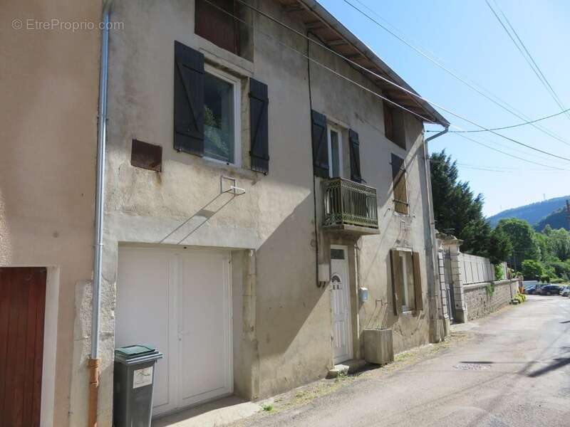 Maison à vendre 5 pièces CHALEY (01) de 100 m² plus terrain de 64 m² - photo 5