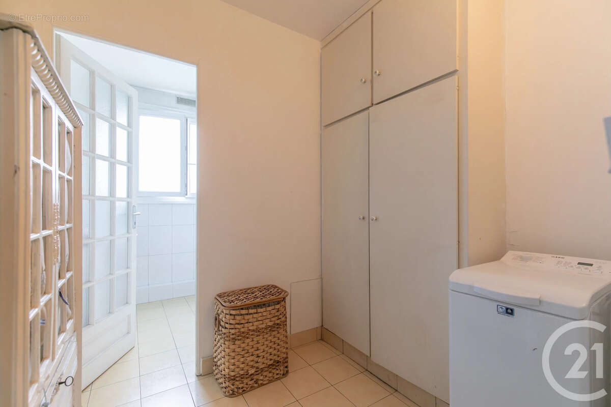 Appartement à SAINT-MAUR-DES-FOSSES