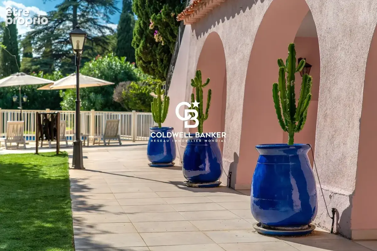 Grimaud – Hôtel de charme à quelques pas de la mer - photo 1