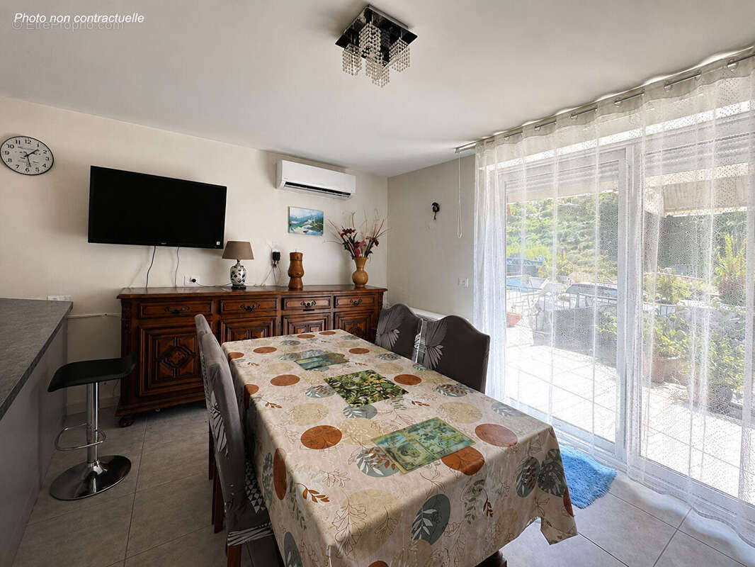 Maison à LES MEES