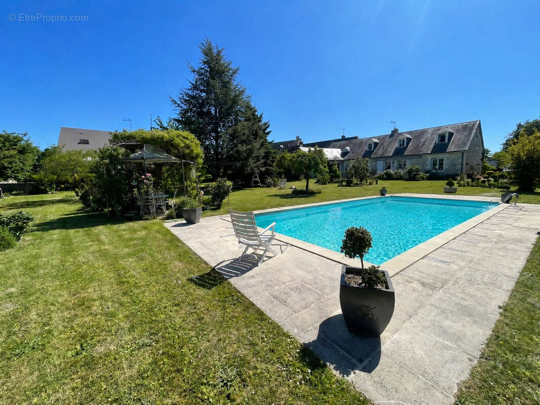Maison à SAINT-HIPPOLYTE