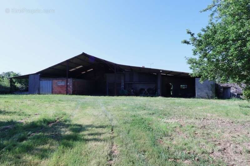 Maison à LA CHAPELLE-THEMER