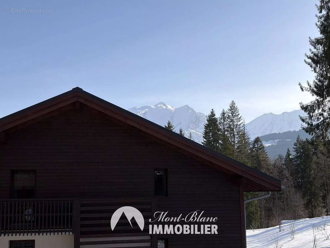 Appartement à COMBLOUX