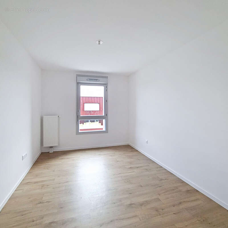 Appartement t4 neuf de standing   dernier étage   vue dégagée sur valenciennes - photo 7