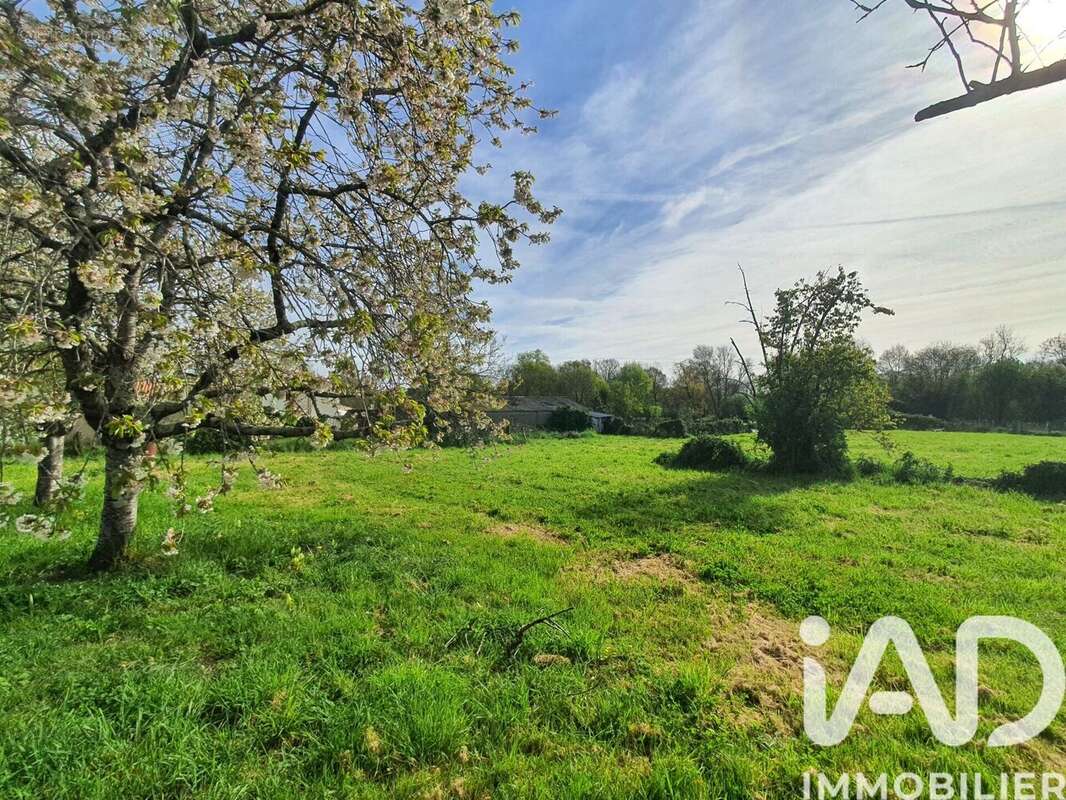 Photo 3 - Terrain à SAINT-VINCENT-SUR-GRAON