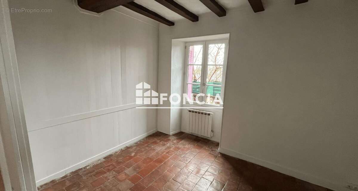 Maison à FRESNAY-SUR-SARTHE