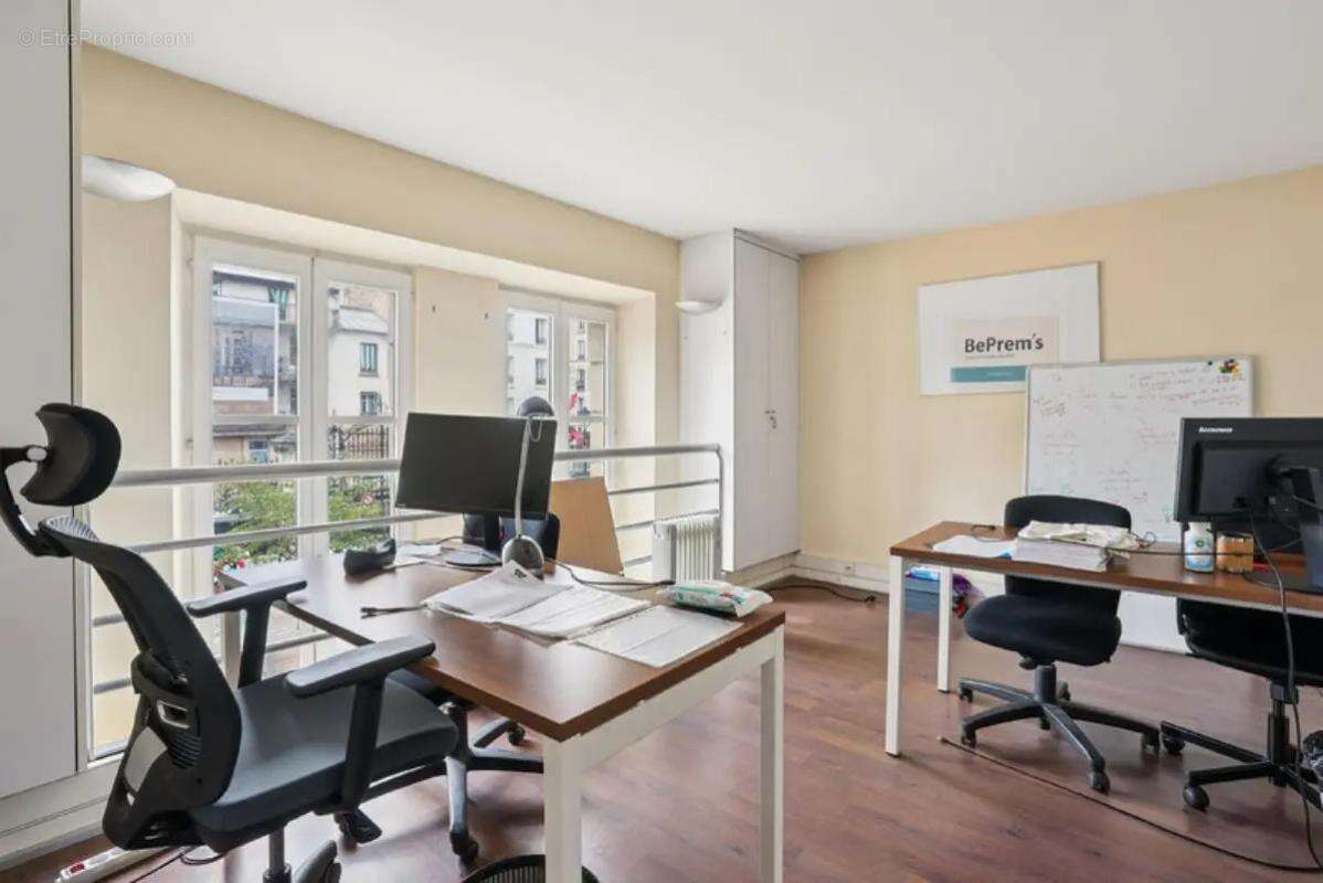 Commerce à ISSY-LES-MOULINEAUX