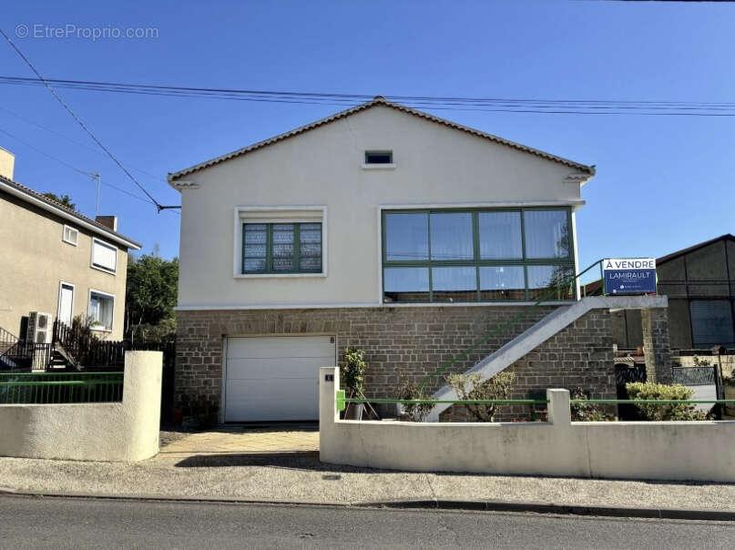 Maison à CIVRAY