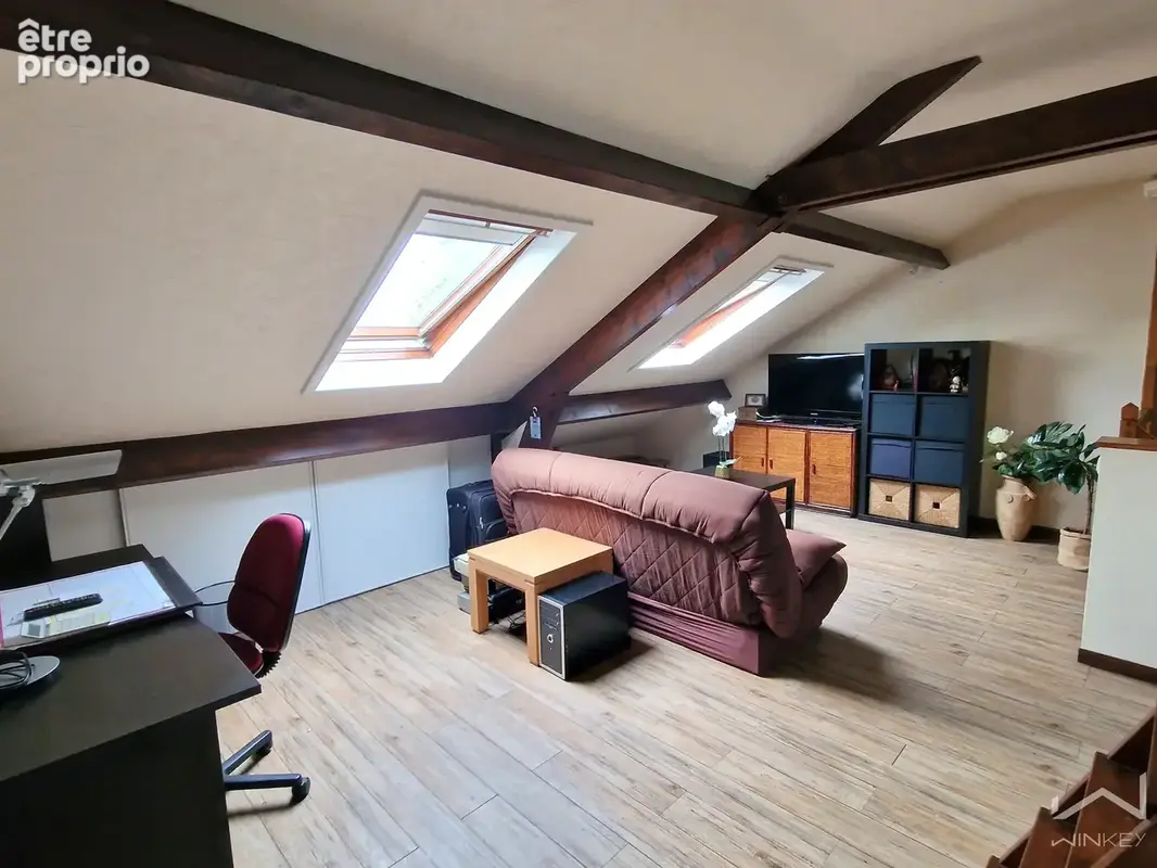 Magnifique Maison de 4 chambres - semi plein pied - très bon état générale - photo 21