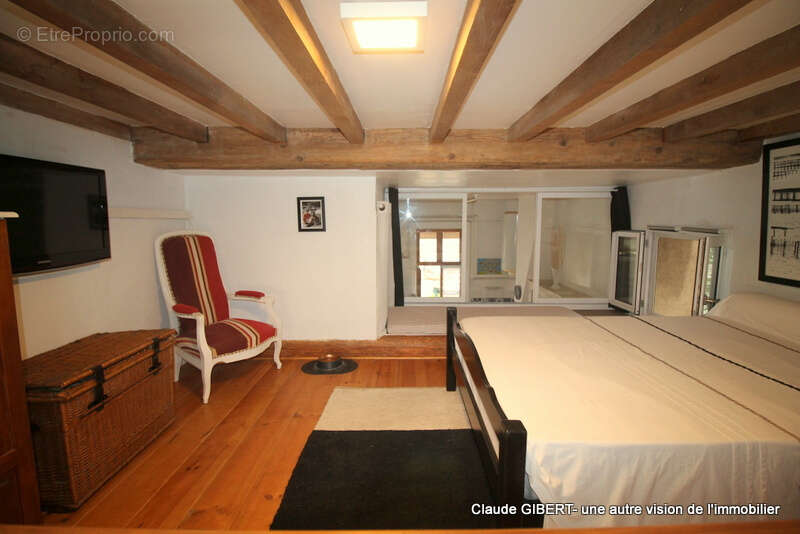 T3 + Mezzanine au 1er étage avec balcon au centre-ville de Séte - photo 5