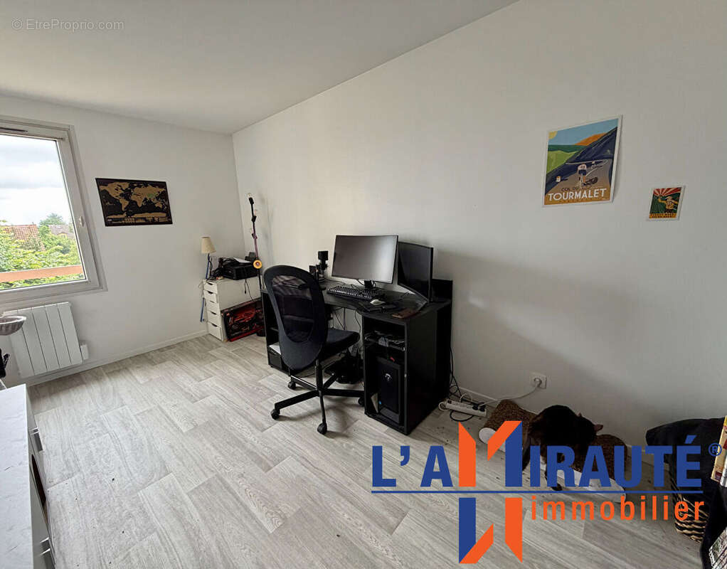 Appartement à SARTROUVILLE
