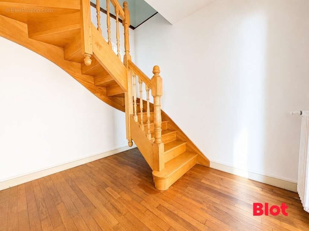 Maison 6 pièces 105 m² à vendre à Saint-Germain-Sur-Ille (35250) - photo 4