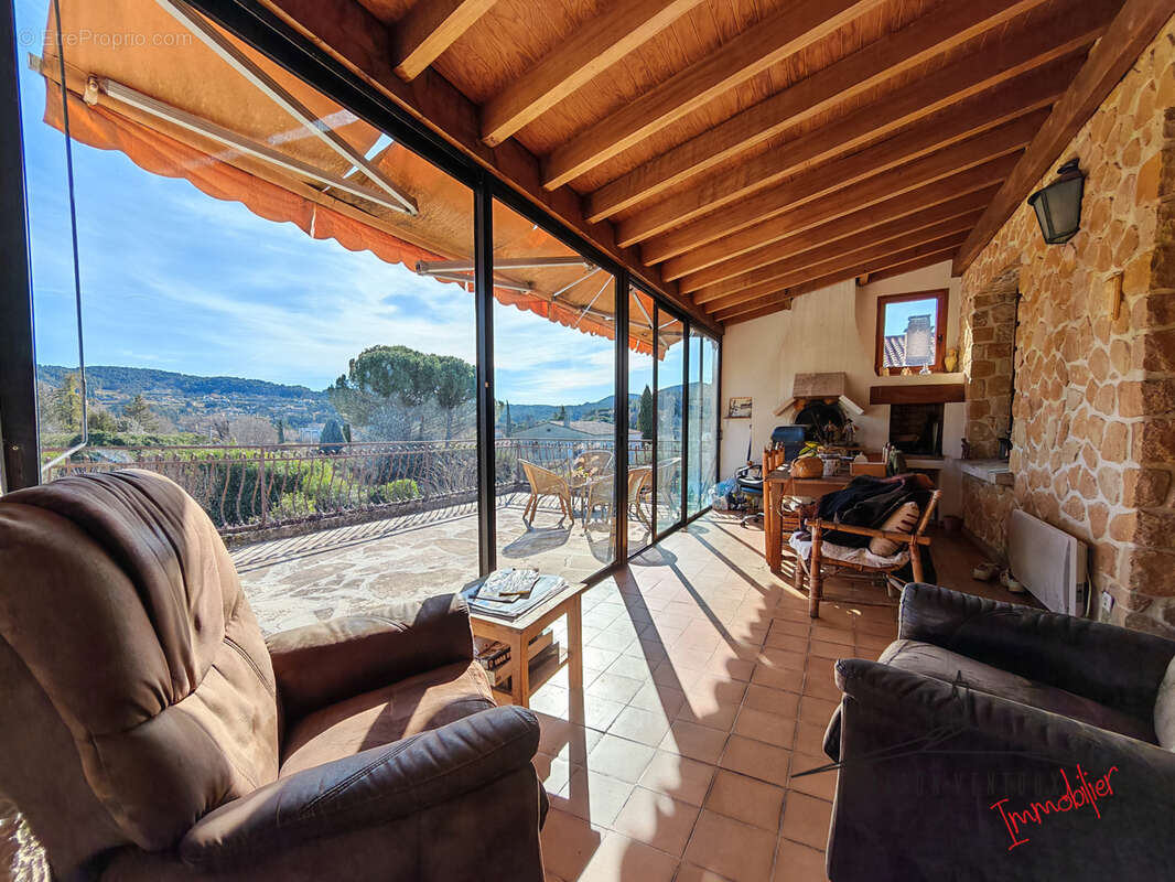 Maison à VAISON-LA-ROMAINE