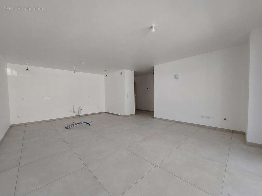 Appartement type 3 de standing avec ascenseur / Au coeur de Malo - photo 2