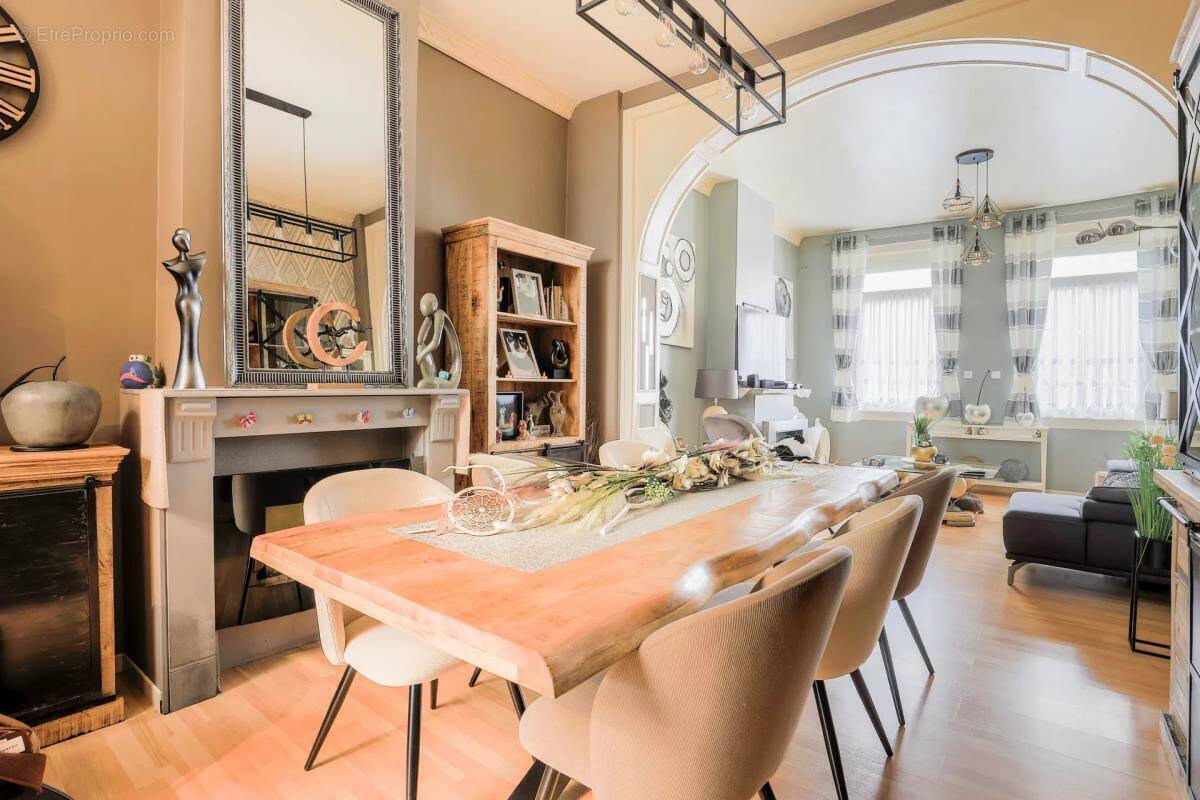 Maison à HENIN-BEAUMONT