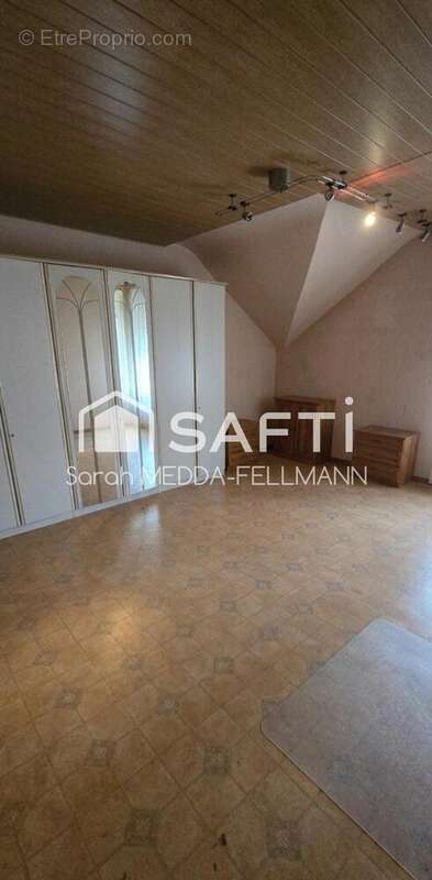 Maison 80 m² à Stiring-Wendel  - photo 5