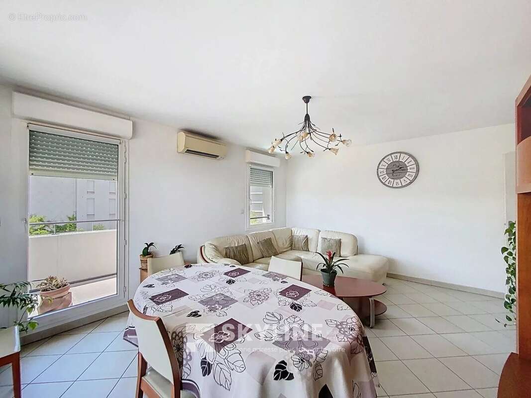 Appartement à MARSEILLE-12E