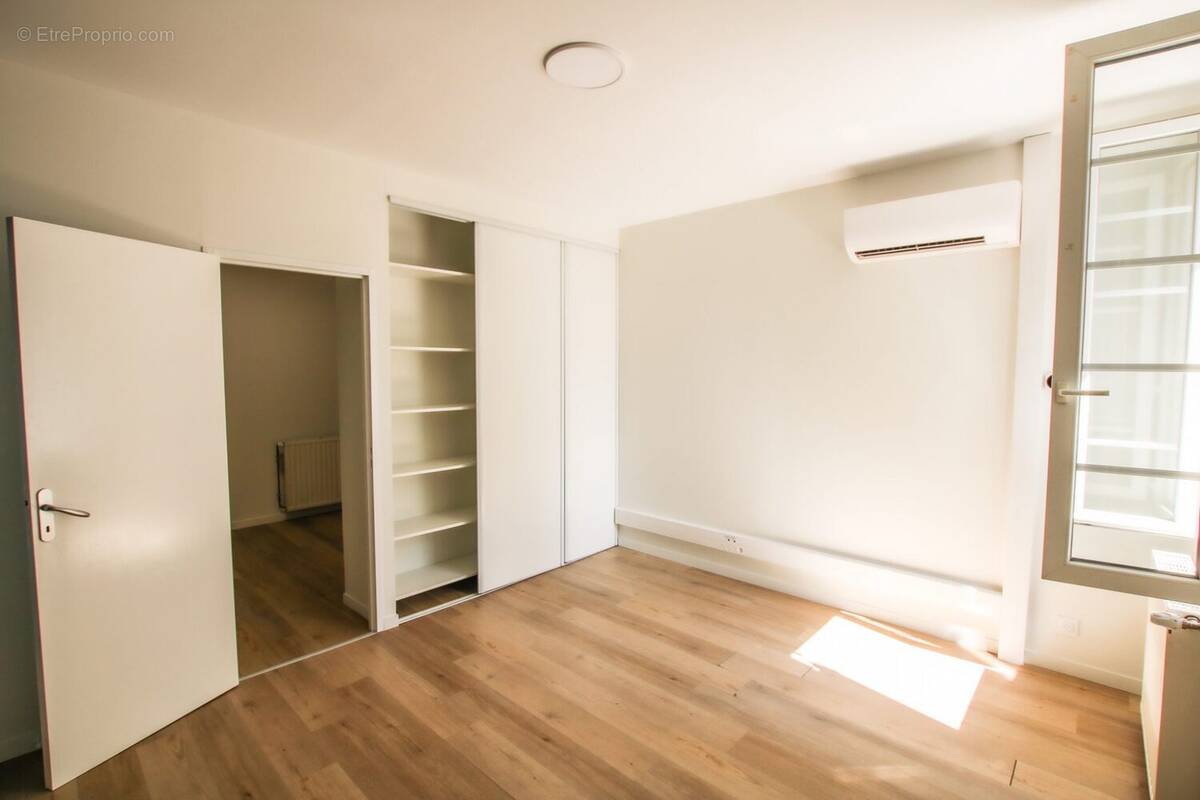 Commerce à SAINT-ANDRE-DE-CUBZAC