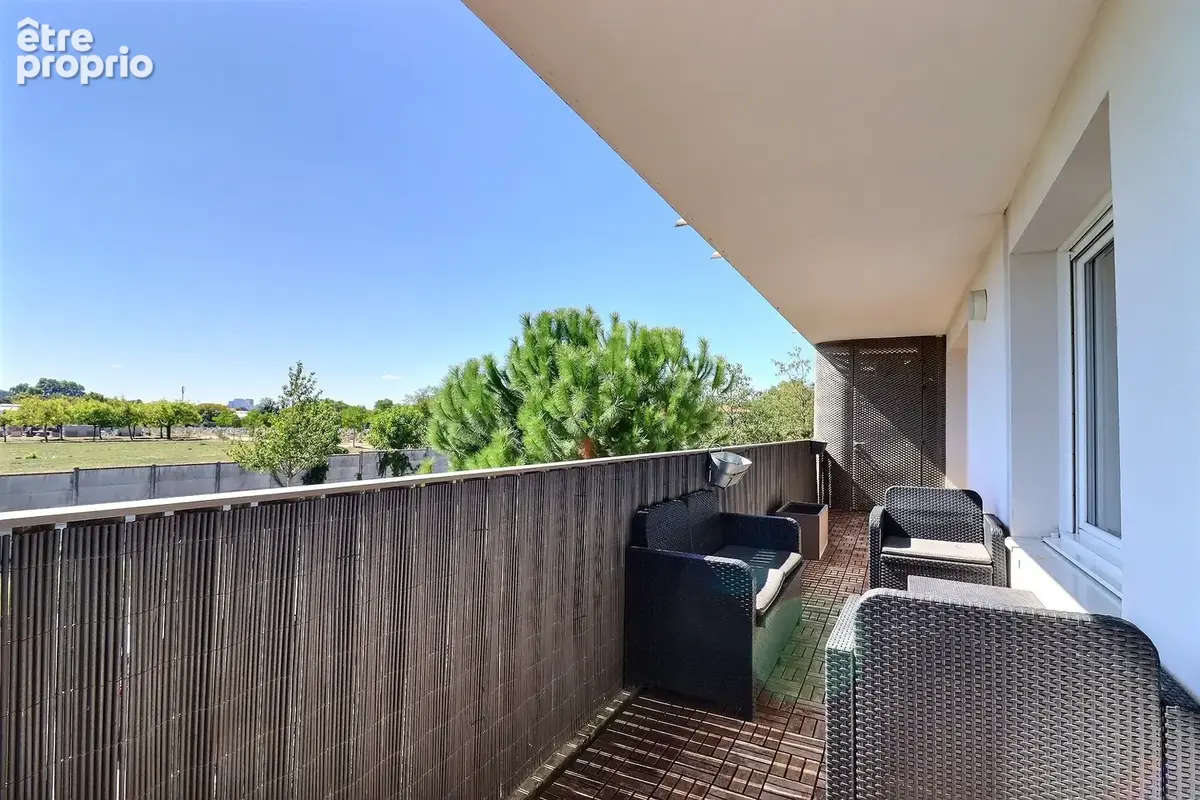 Appartement T3 de bon standing avec grand balcon - photo 11