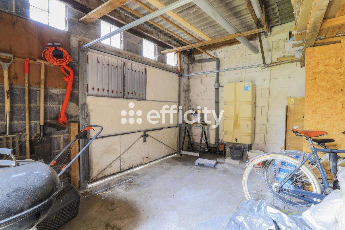 Maison à WAMBRECHIES