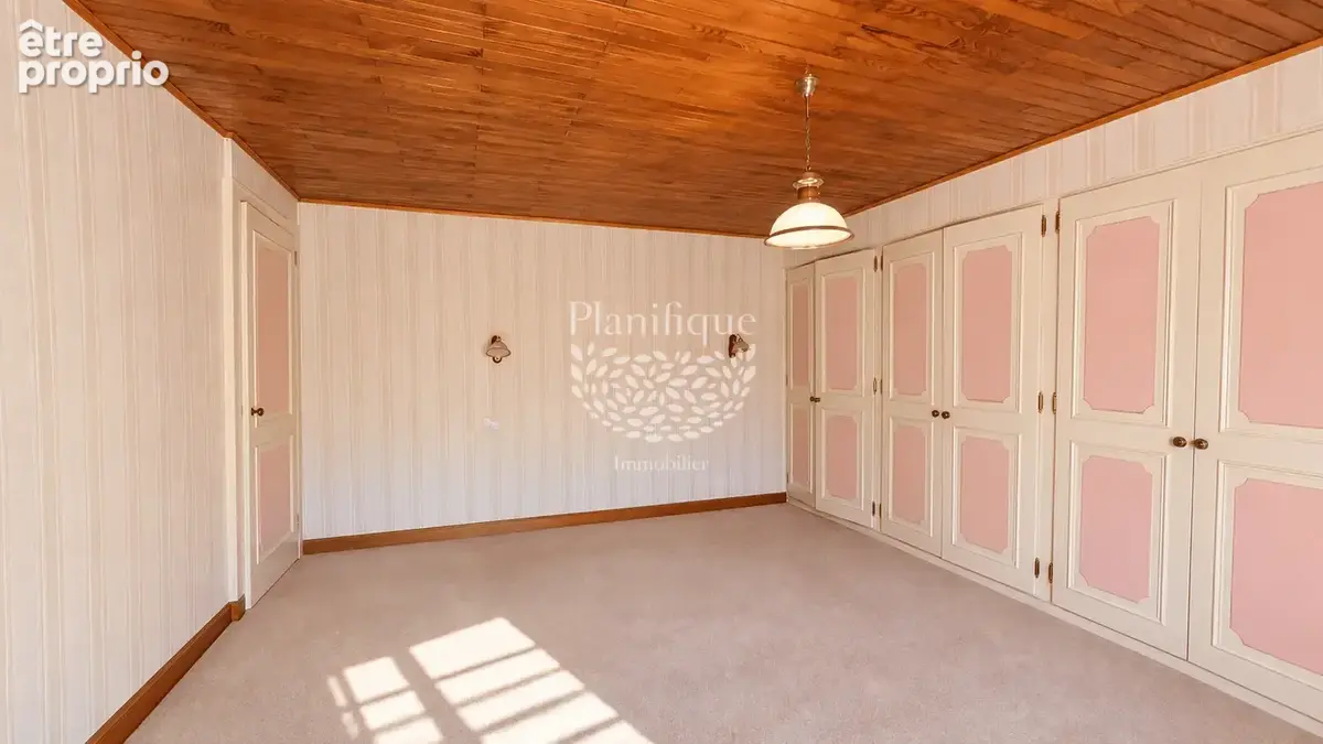 Ferme mitoyenne exposée plein sud de 130 m2 habitables et 292 m2 au sol avec terrain de 710 m2 à Bons-en-Chabl - photo 16
