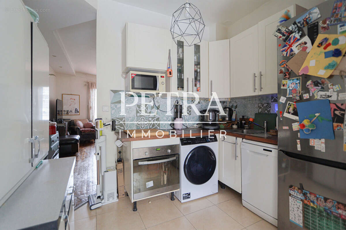 Appartement avec TERRASSE 30 m² 3 pièce(s) 50.88m² CARREZ 75.63m2 au sol - photo 5