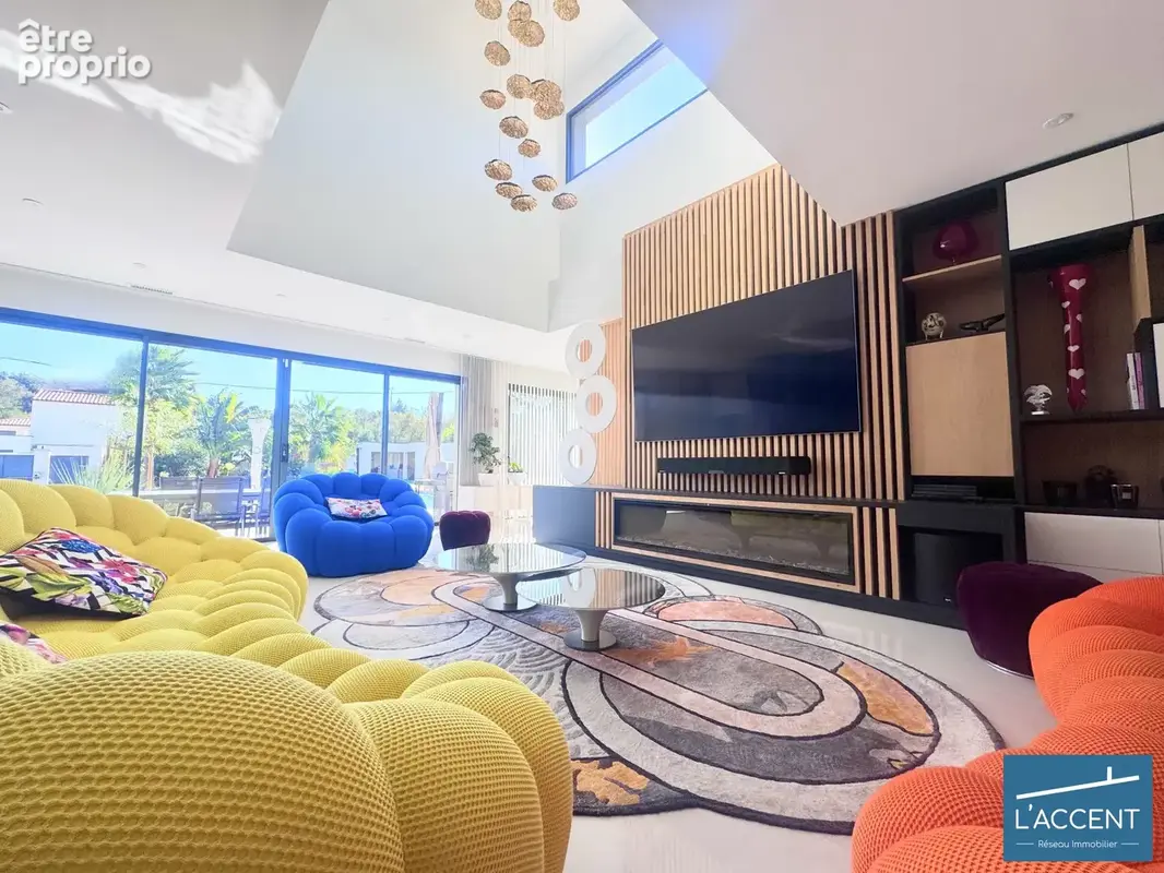 Maison 5 pièces 176 m² à vendre à Saint-Gilles (30800) - photo 5