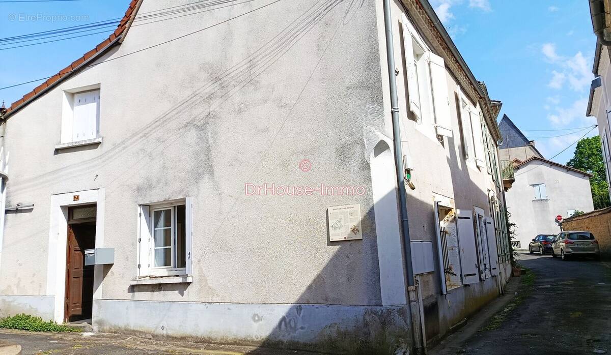 Maison à EXCIDEUIL
