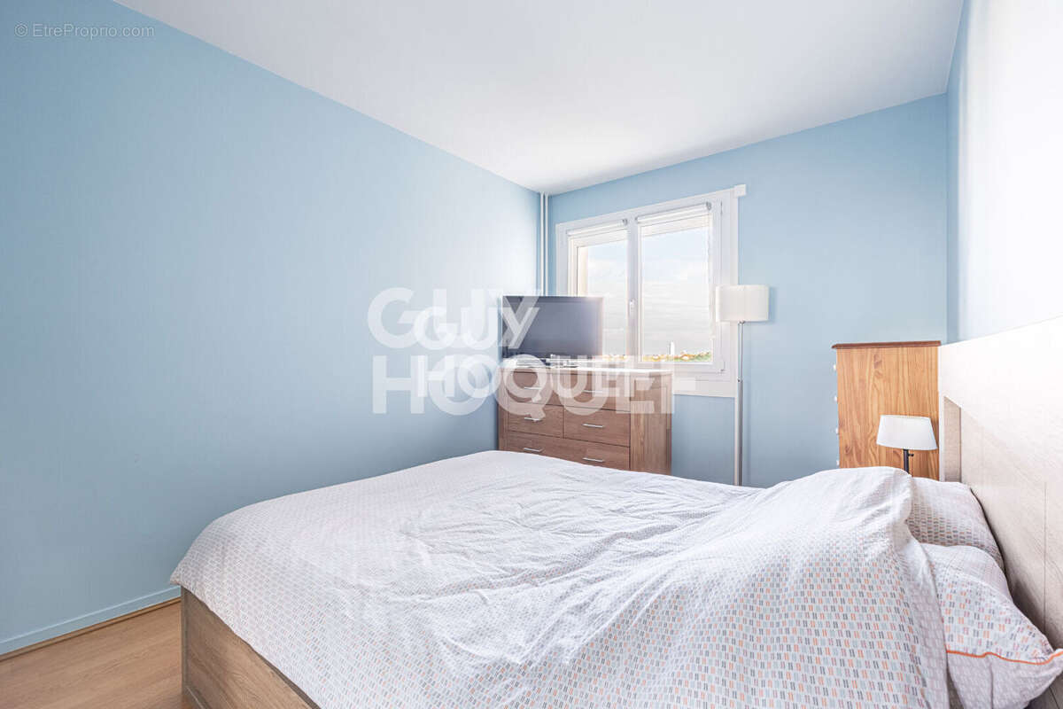 Appartement à GENNEVILLIERS