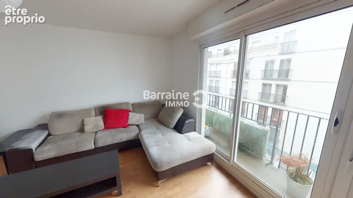 Exclusivite a vendre brest branda locataire en place appartement t5 4 chambres avec balcon ascenseur et parking sous-sol - photo 2