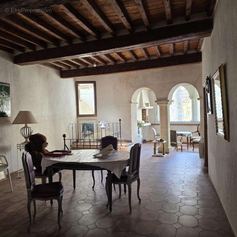 Maison à BUIS-LES-BARONNIES