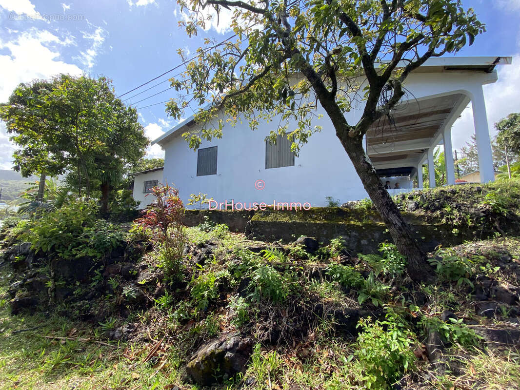 Maison à SAINT-PHILIPPE