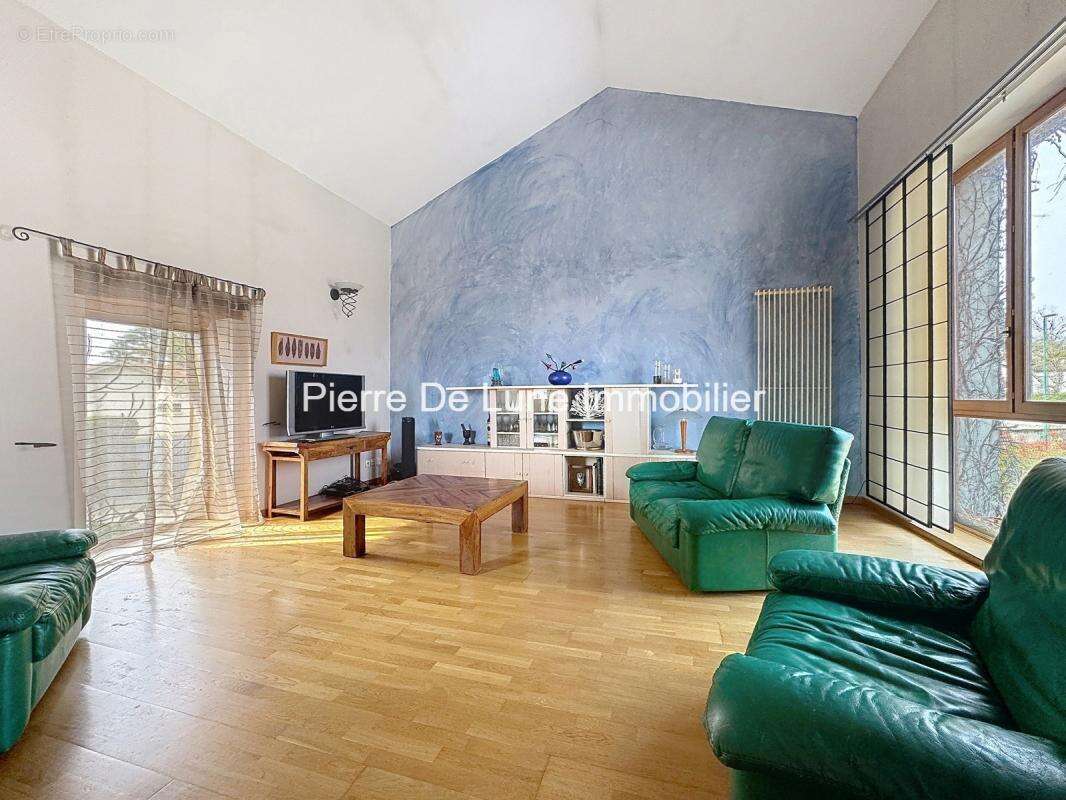 Maison à CHAZAY-D'AZERGUES