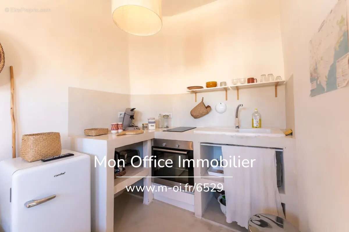 Appartement à MARSEILLE-1E